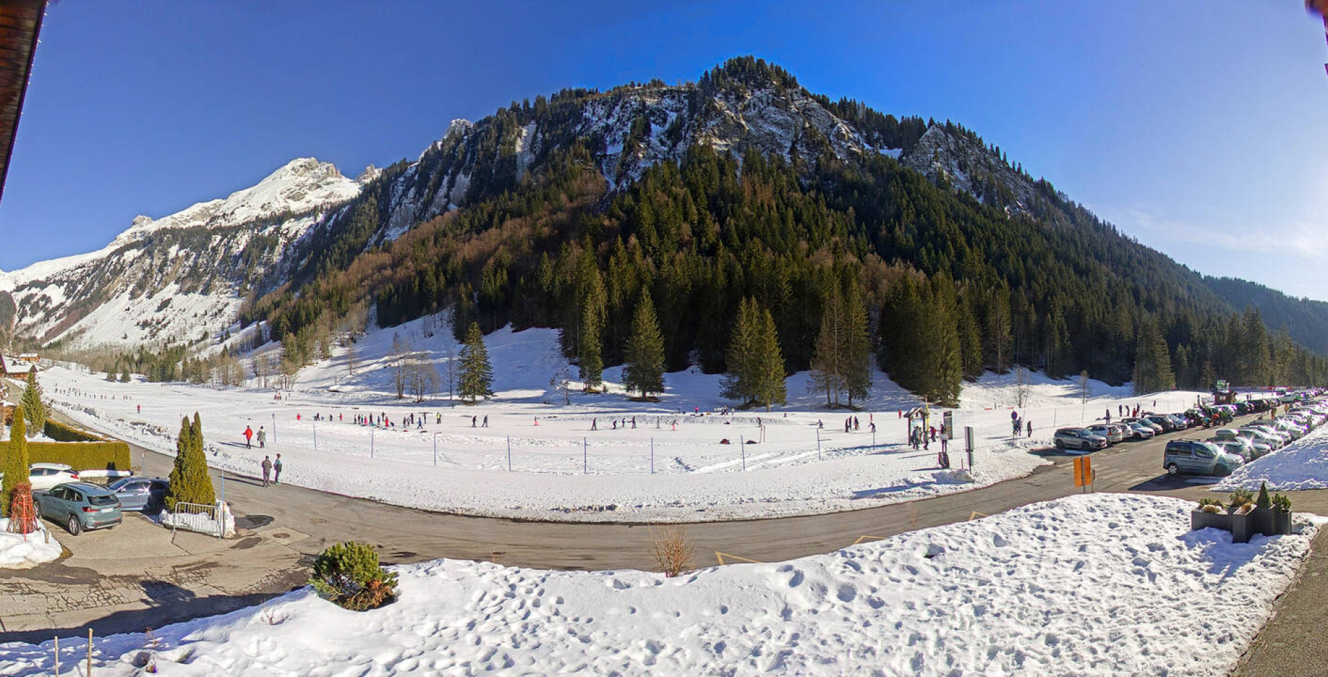 Webcam Le Grand-Bornand - Auberge Nordique Lormay - 1200 m